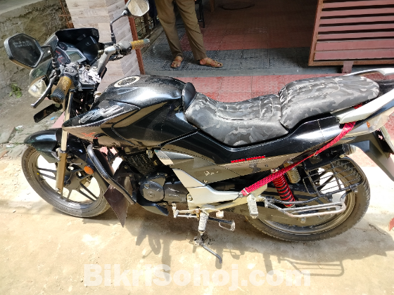 CBZ Xtreme double disc 150cc